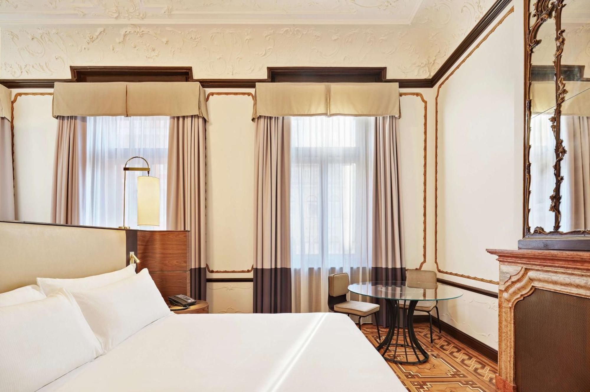 Doubletree By Hilton Hotel